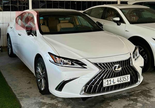 Lexus for sale in Iraq